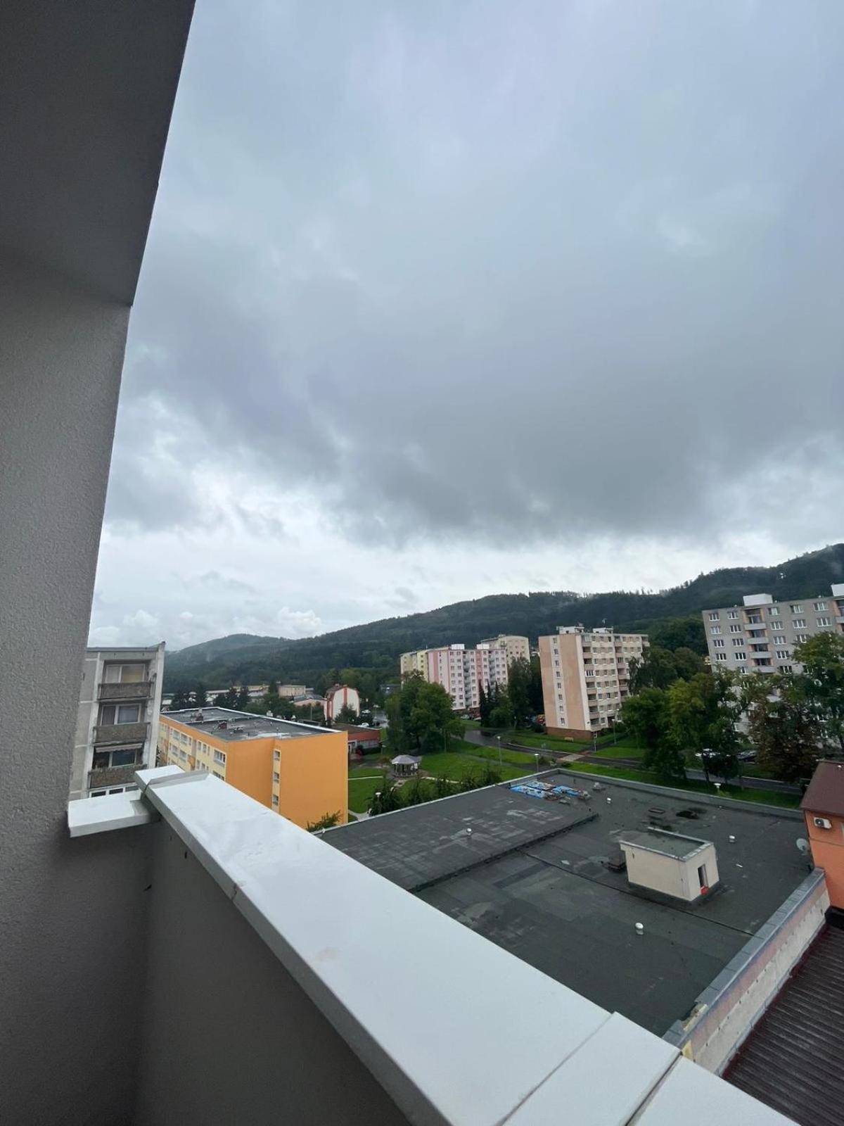 Apartmens Kv Karlovy Vary Dış mekan fotoğraf